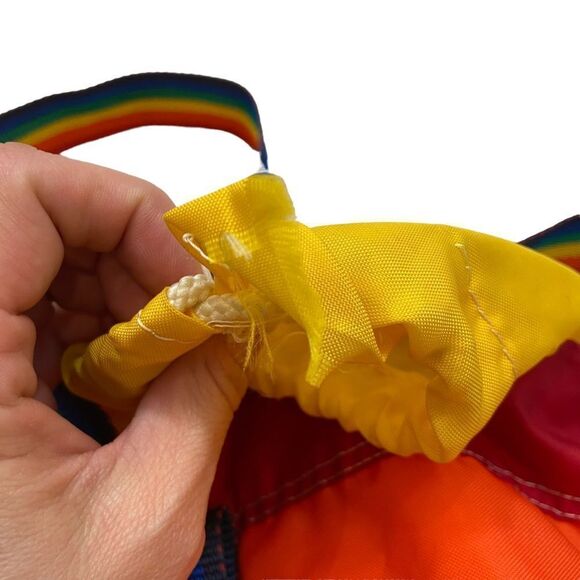 Rare Vintage Taylor Made Brand Rainbow Drawstring Bucket Tote Bag - Picture 5 of 12